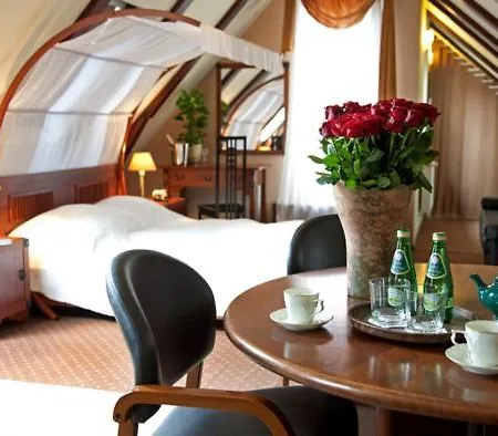 Solei Old Town شقة